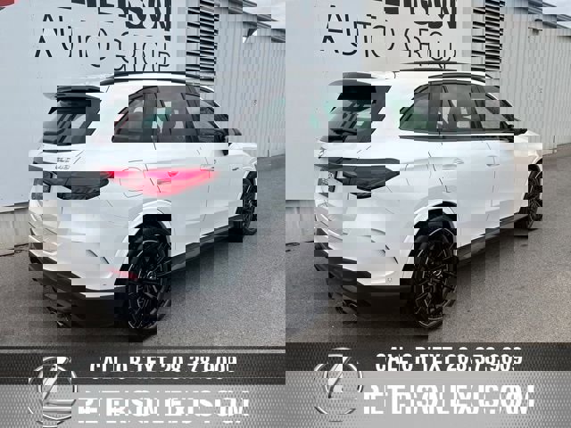 Used 2024 Mercedes-Benz GLC 43 AMG 4MATIC image 4