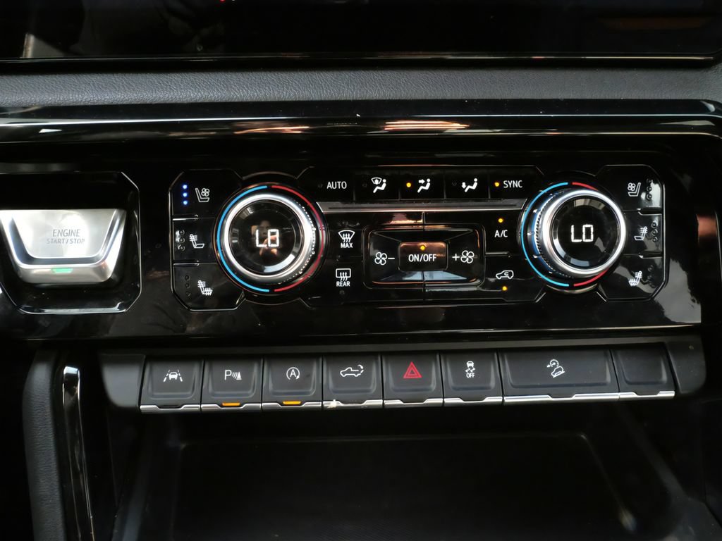 Used 2025 GMC Sierra 1500 AT4 AWD/4WD image 21