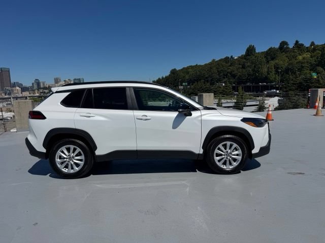 Certified 2026 Toyota Corolla Cross LE AWD/4WD image 3