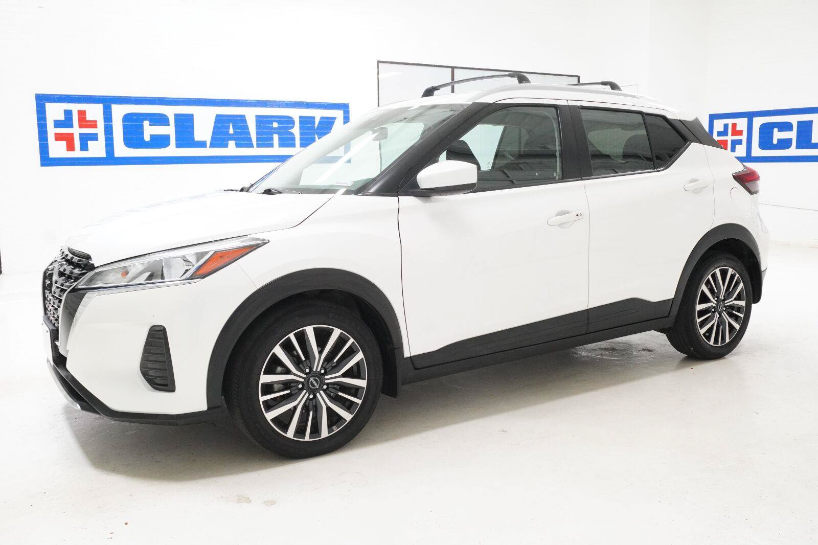 Used 2023 Nissan Kicks SV w/ Exterior Package FWD image 33