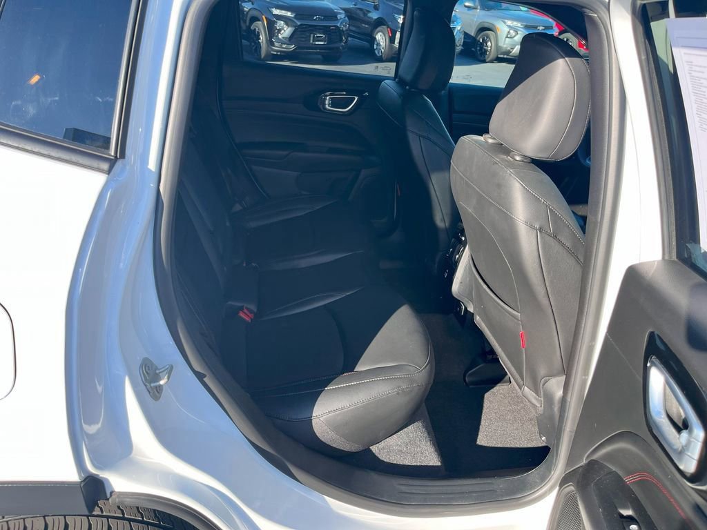 Used 2024 Jeep Compass Trailhawk w/ Trailhawk Convenience Group image 18