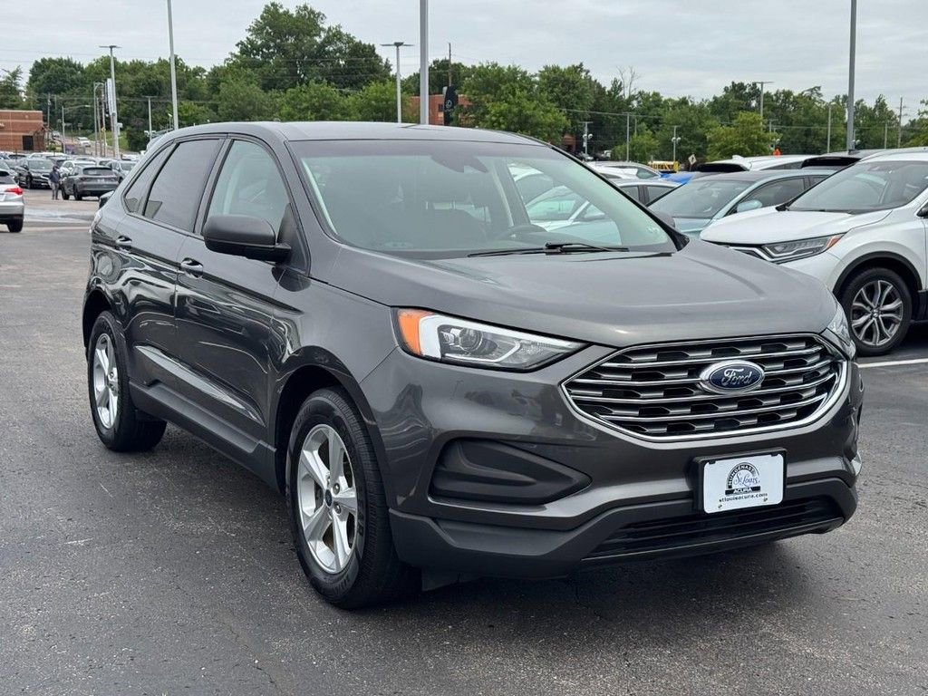 Used 2019 Ford Edge SE FWD image 10