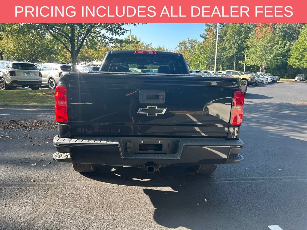 Used 2017 Chevrolet Silverado 1500 LT w/ Redline Edition AWD/4WD image 7