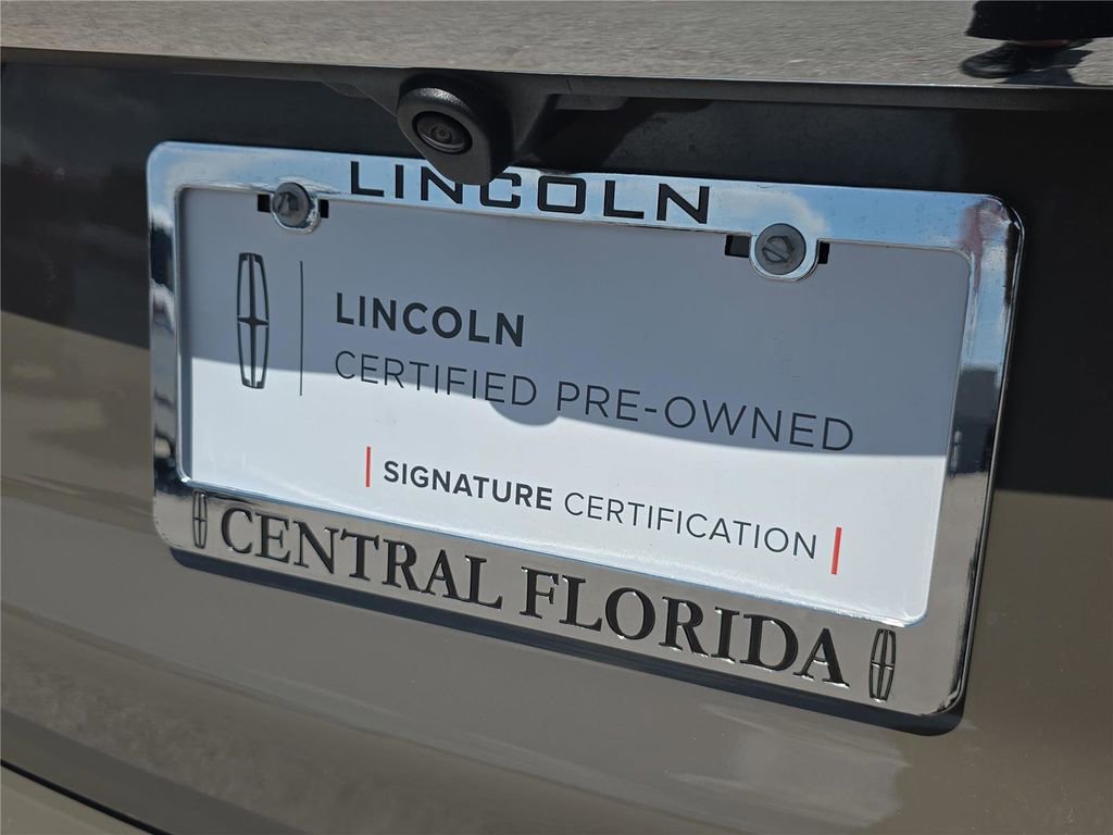 Used 2025 Lincoln Corsair FWD w/ Equipment Group 101A image 6