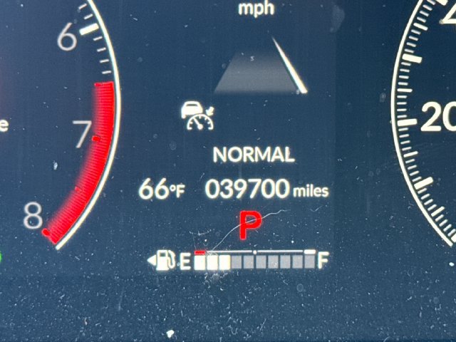 Used 2024 Honda Pilot Touring image 27