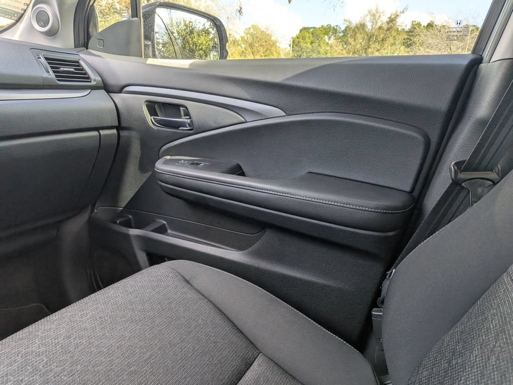 Certified 2024 Honda Ridgeline Sport image 15