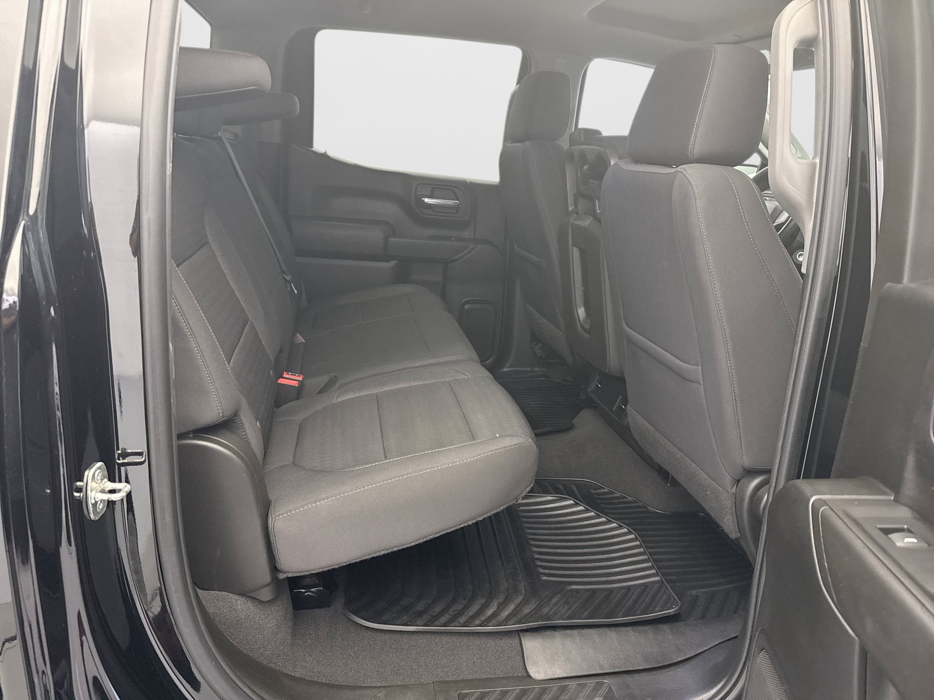 Used 2022 Chevrolet Silverado 1500 Custom AWD/4WD image 17