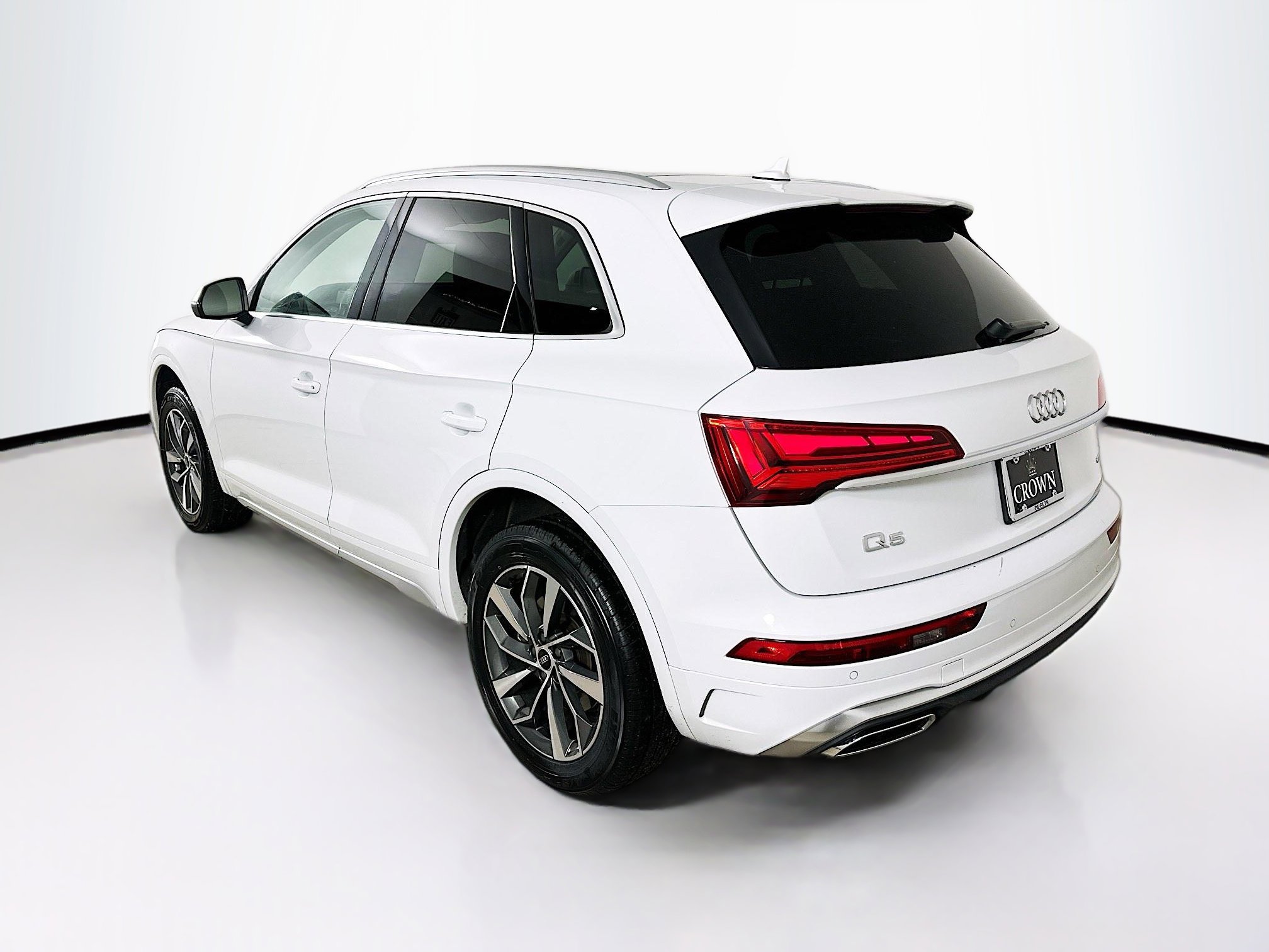 Used 2024 Audi Q5 2.0T Premium Plus image 8