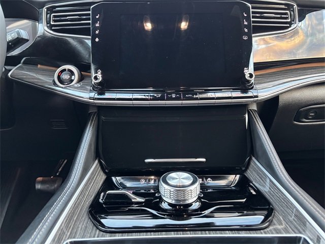 Used 2022 Jeep Wagoneer Series II w/ Premium Group I image 11