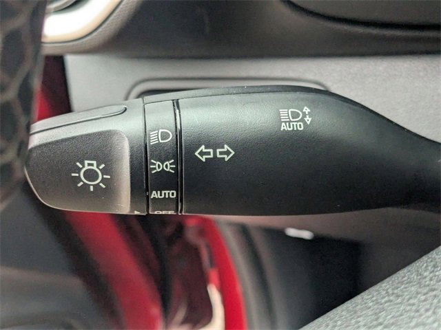 Used 2024 Hyundai Venue SEL image 13