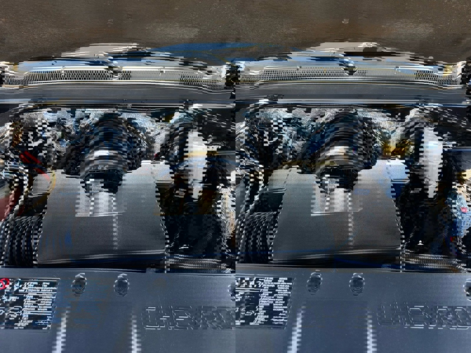 Used 2018 Chevrolet Suburban Premier image 34