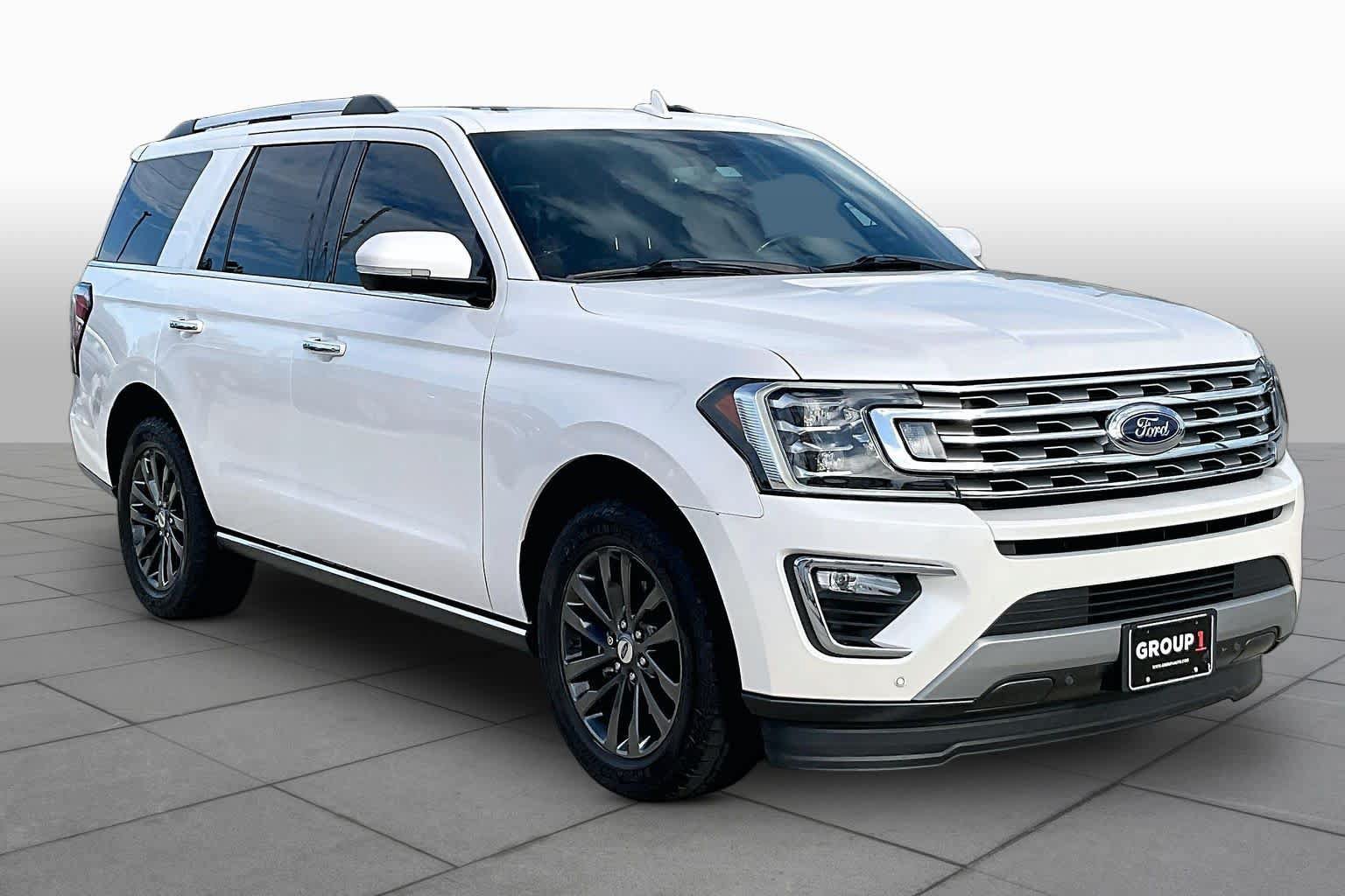 Used 2019 Ford Expedition Limited w/ Driver Assistance Package RWD image 3