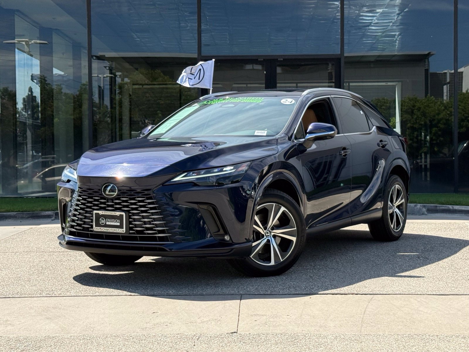 Used 2024 Lexus RX 350 Premium w/ Convenience Package FWD image 2