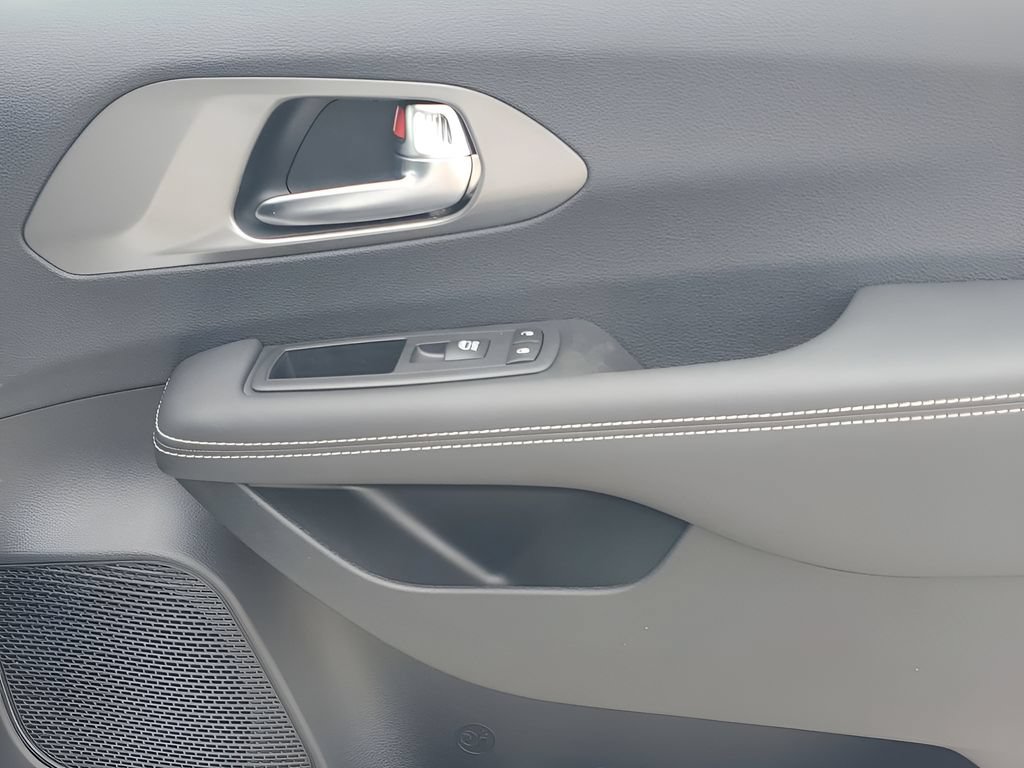 New 2026 Chrysler Voyager LX FWD image 42