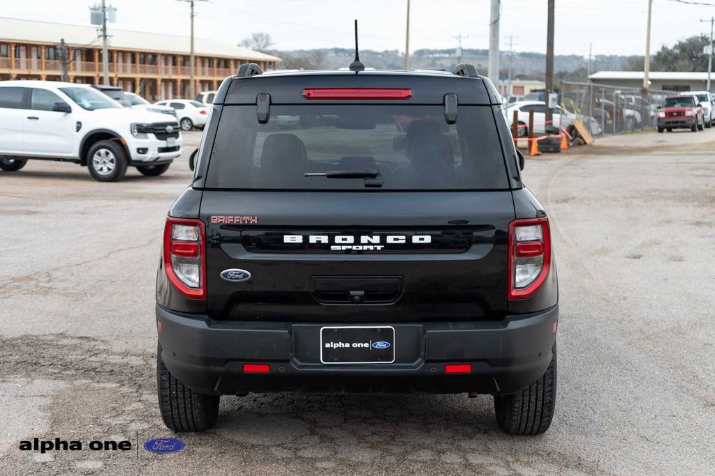 Used 2021 Ford Bronco Sport Outer Banks w/ Outer Banks Package (96D) image 6