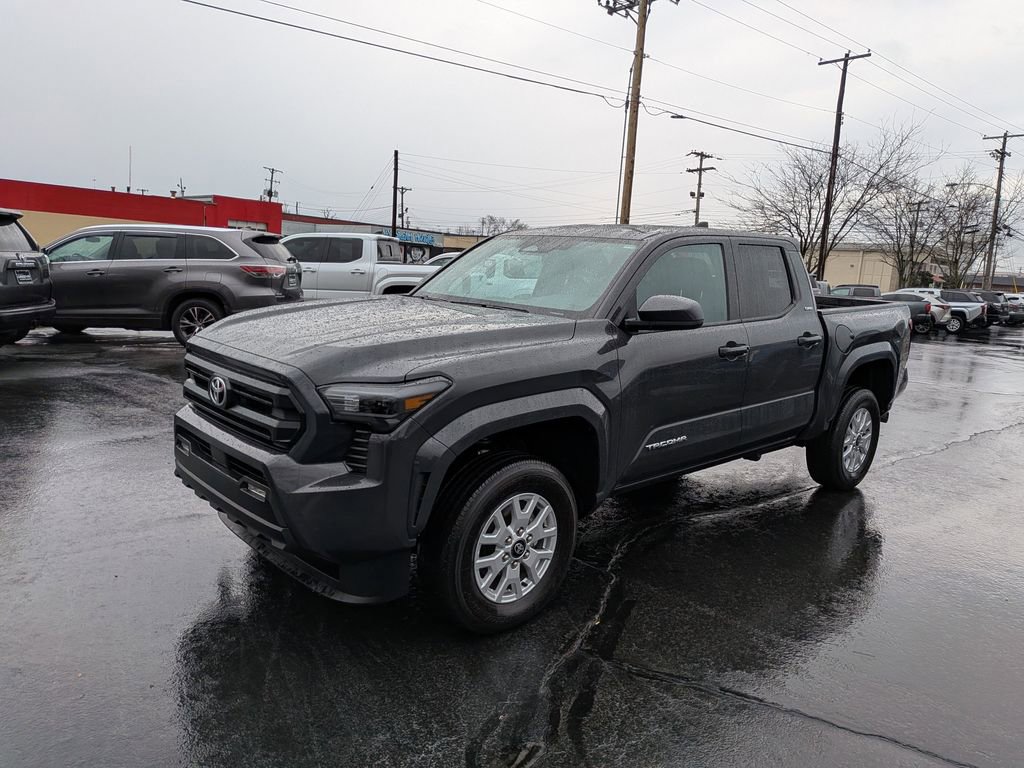 Used 2024 Toyota Tacoma SR5 image 4