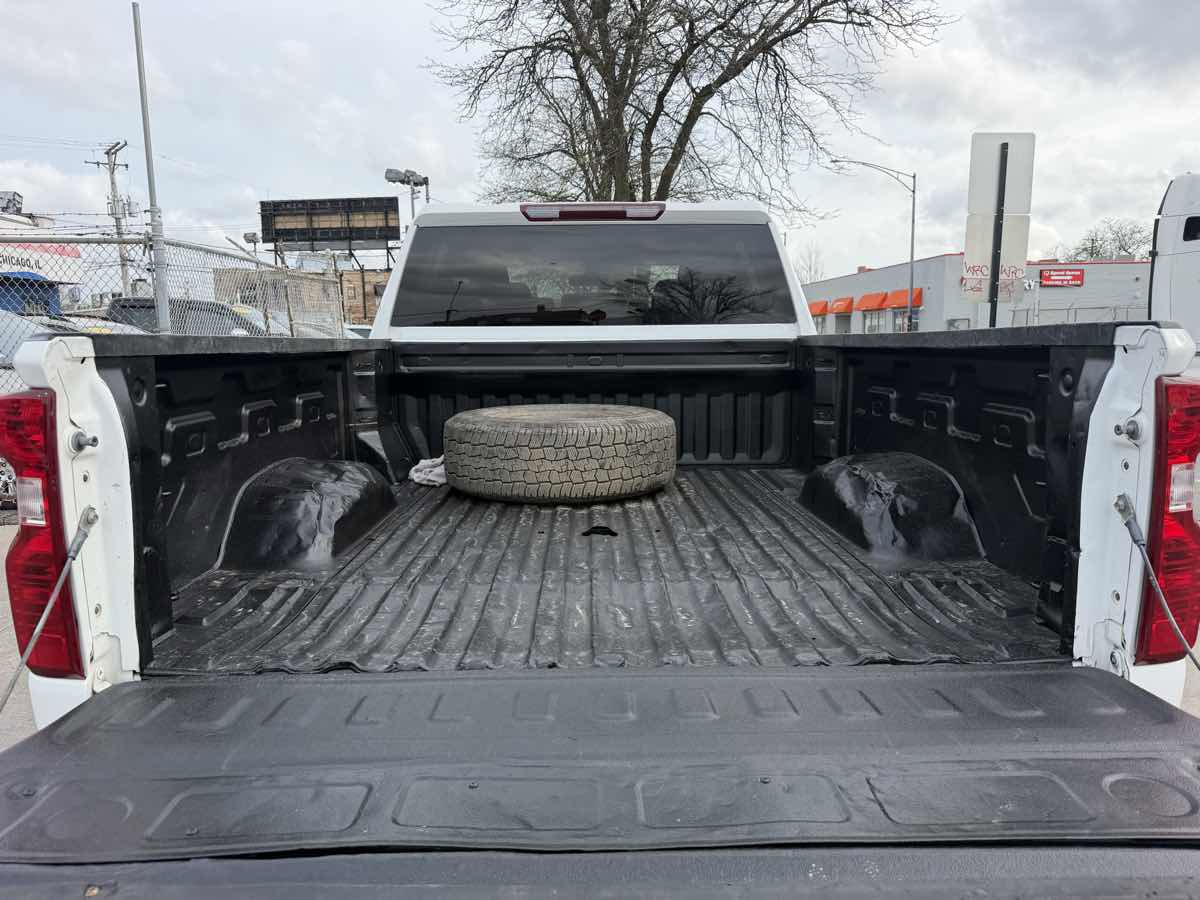 Used 2021 Chevrolet Silverado 2500 LT w/ Fleet Comfort Package AWD/4WD image 21