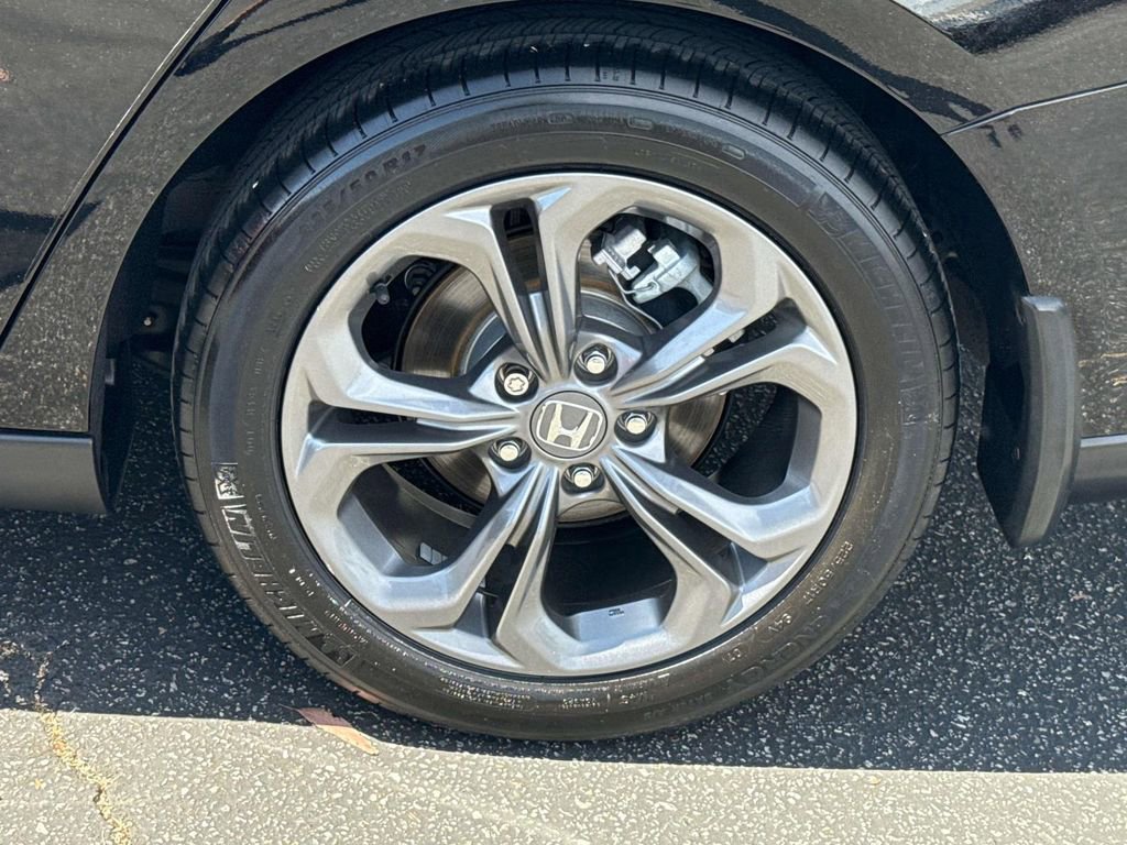 Used 2023 Honda Accord EX image 31