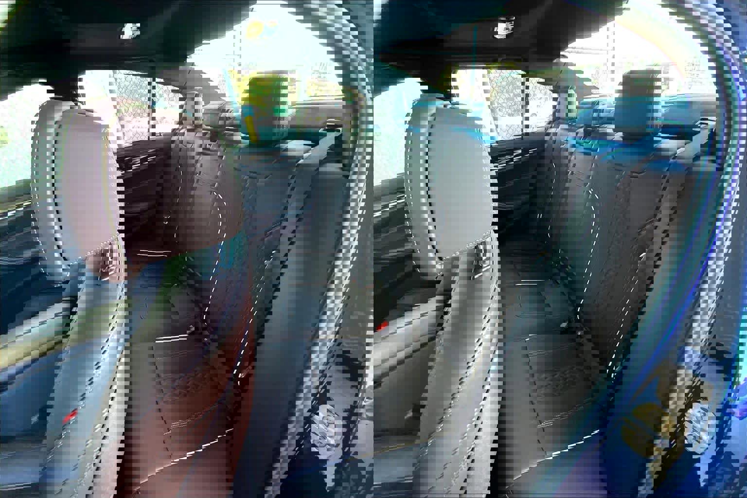 Used 2020 BMW M550i xDrive w/ Dynamic Handling Package image 21