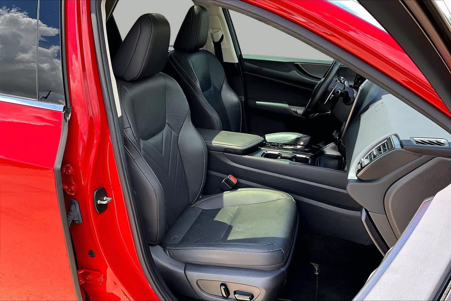 Used 2024 Lexus NX 350h AWD w/ Vision Package image 9