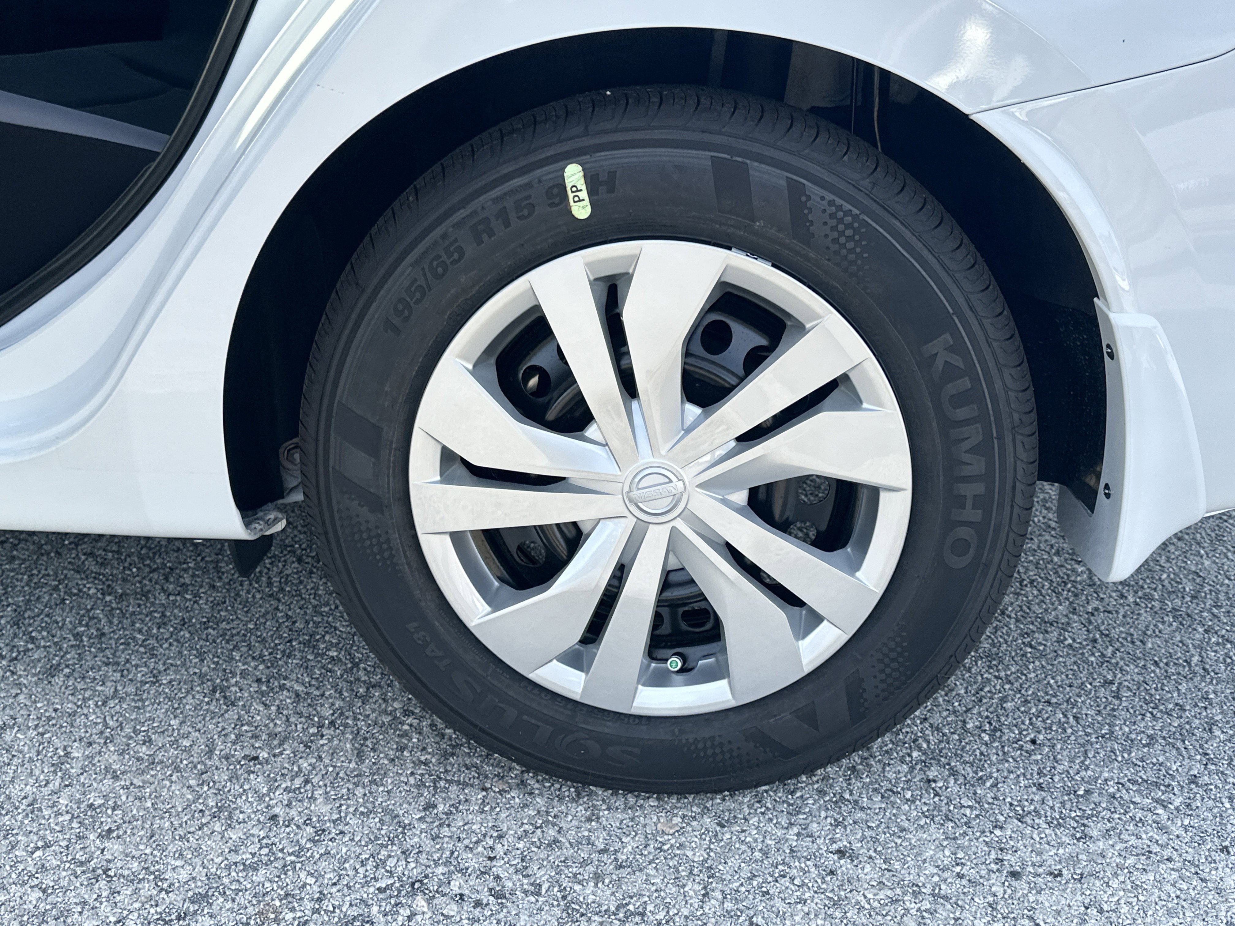 New 2025 Nissan Versa S w/ Trunk Package image 19