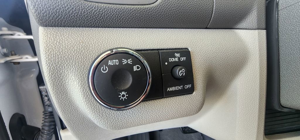 Used 2016 Buick Enclave Premium w/ Experience Buick Package FWD image 28