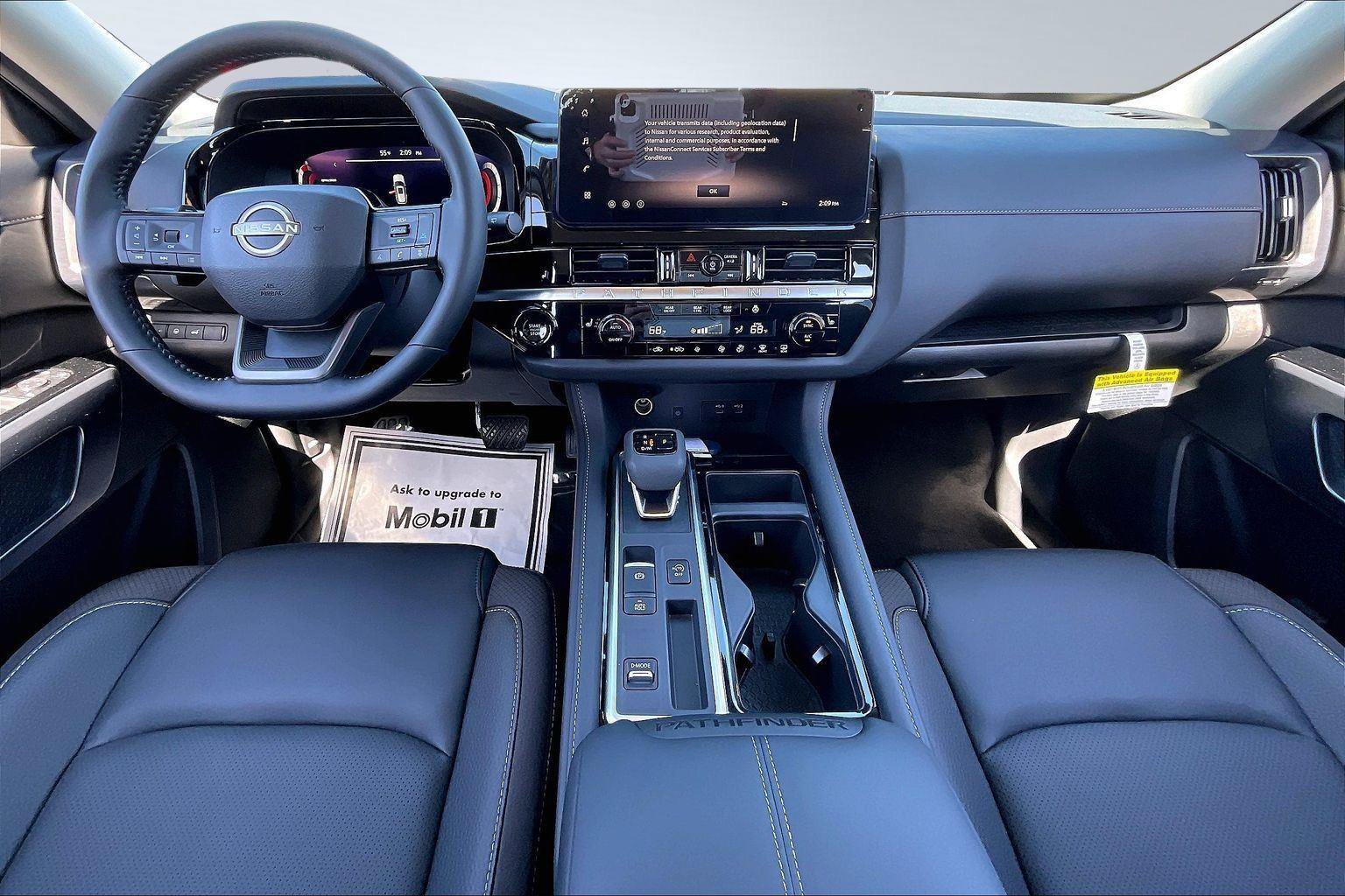 New 2026 Nissan Pathfinder SL FWD image 5