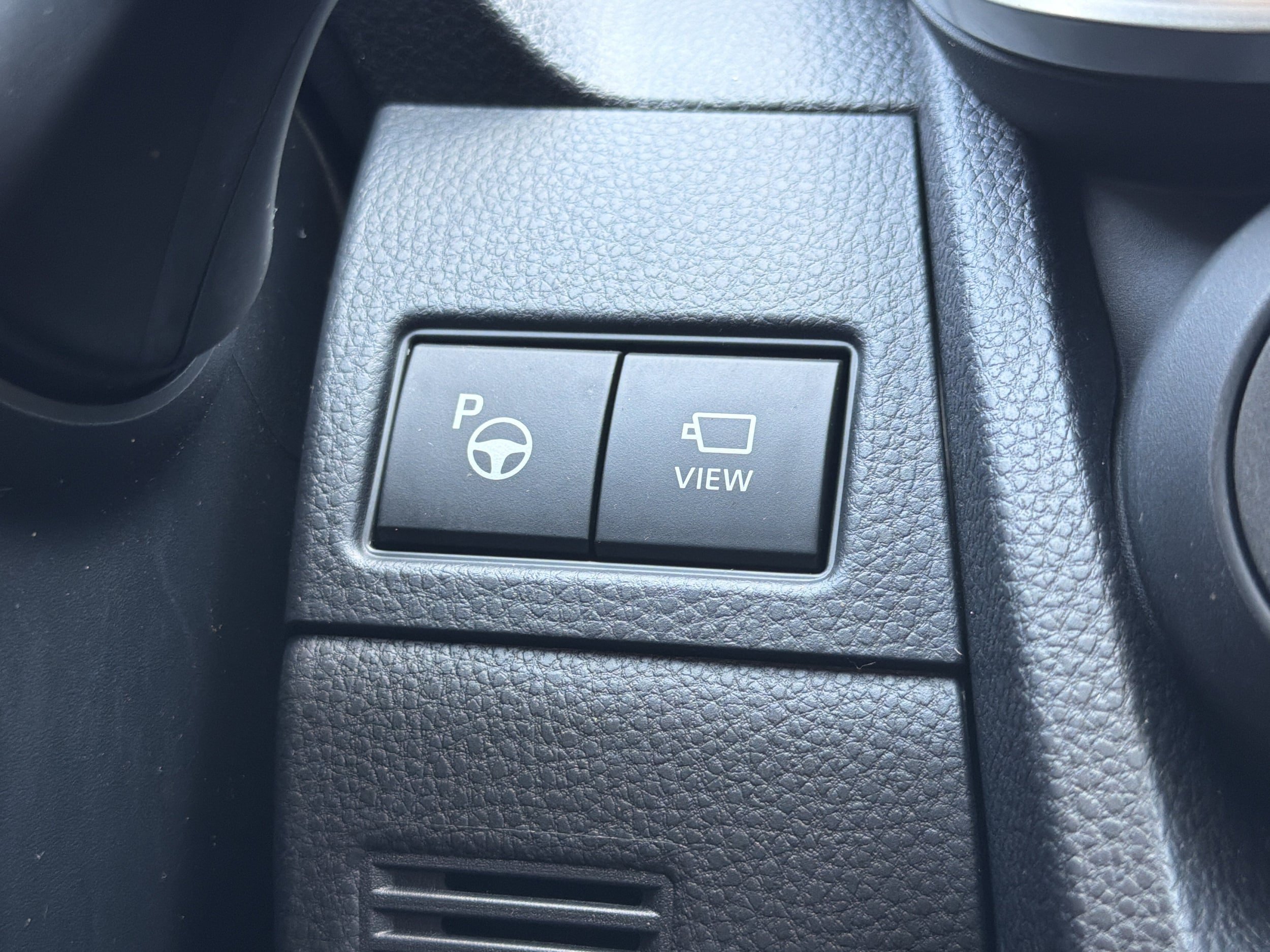 Used 2024 Toyota Prius Prime Premium w/ Advanced Technology Package FWD image 11