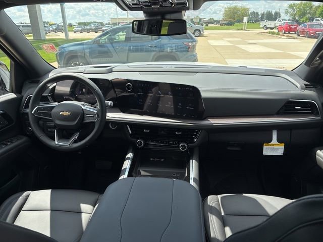 New 2026 Chevrolet Suburban LT w/ Comfort Package AWD/4WD image 26