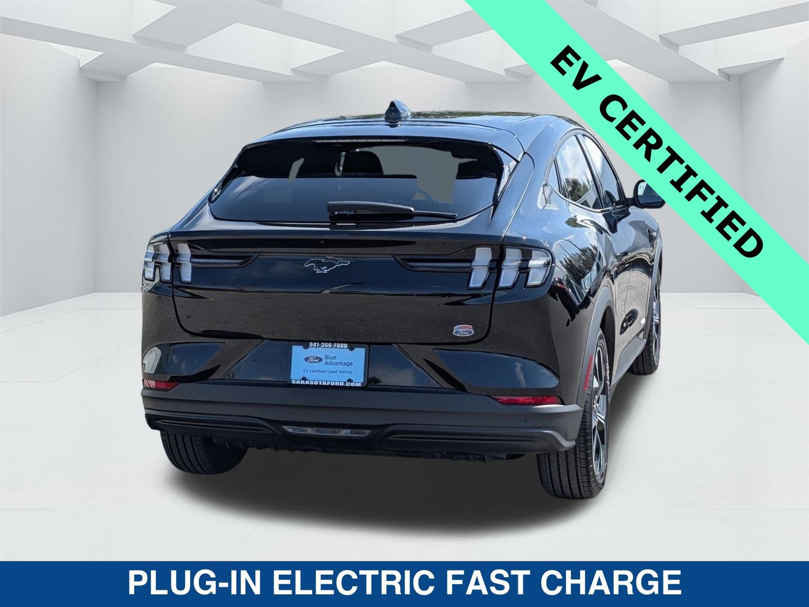 Certified 2025 Ford Mustang Mach-E Select image 4