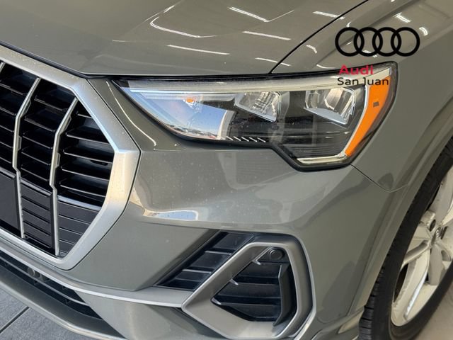 Used 2020 Audi Q3 2.0T Premium w/ Convenience Package AWD/4WD image 4