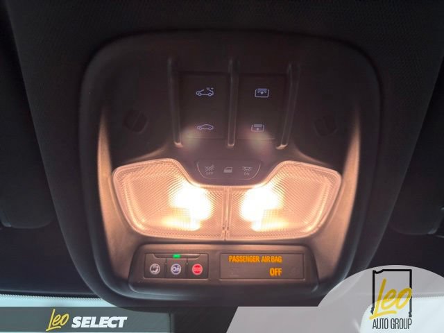 Used 2023 Chevrolet TrailBlazer RS w/ Sun and Liftgate Package AWD/4WD image 19