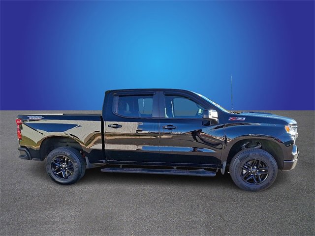 Used 2024 Chevrolet Silverado 1500 LT Trail Boss w/ LT Trail Boss Premium Package image 3