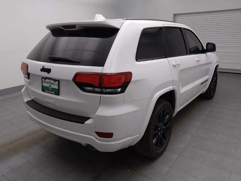 Used 2019 Jeep Grand Cherokee Altitude RWD image 9