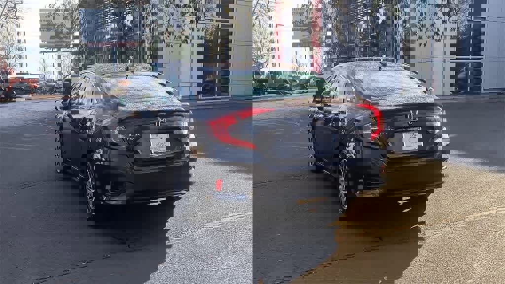 Used 2018 Honda Civic EX image 7