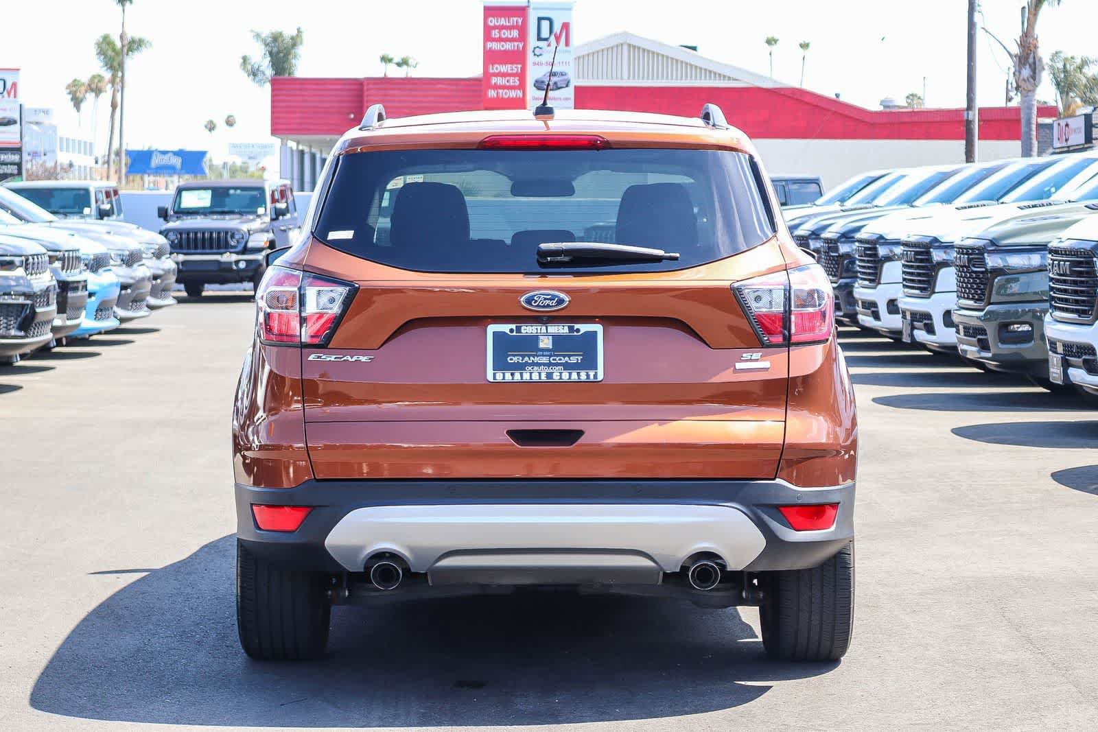 Used 2017 Ford Escape SE w/ Equipment Group 201A FWD image 5