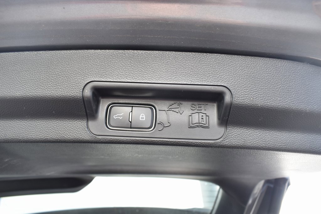 Used 2023 Ford Explorer ST w/ Equipment Group 401A image 6