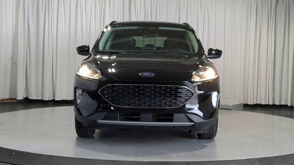 Used 2021 Ford Escape SEL w/ Technology Package AWD/4WD image 4
