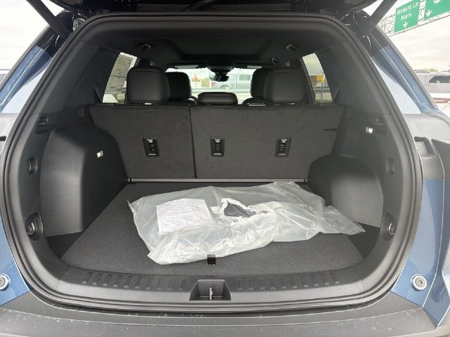 New 2027 Chevrolet Equinox RS w/ Safety and Technology Package AWD/4WD image 19