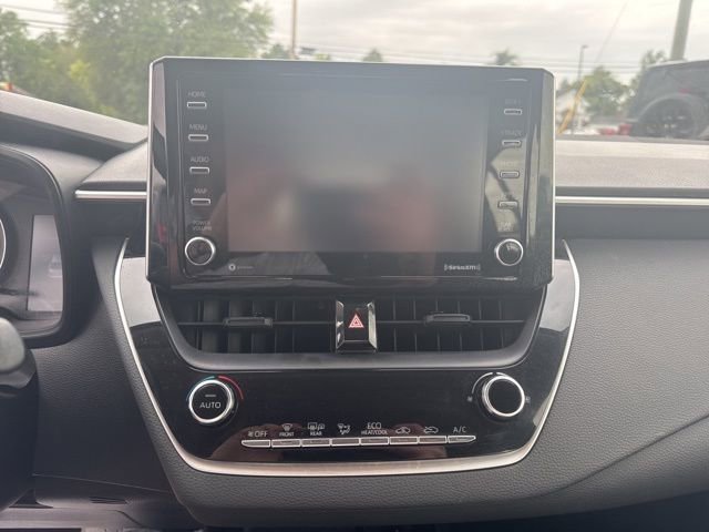 Used 2021 Toyota Corolla LE image 15