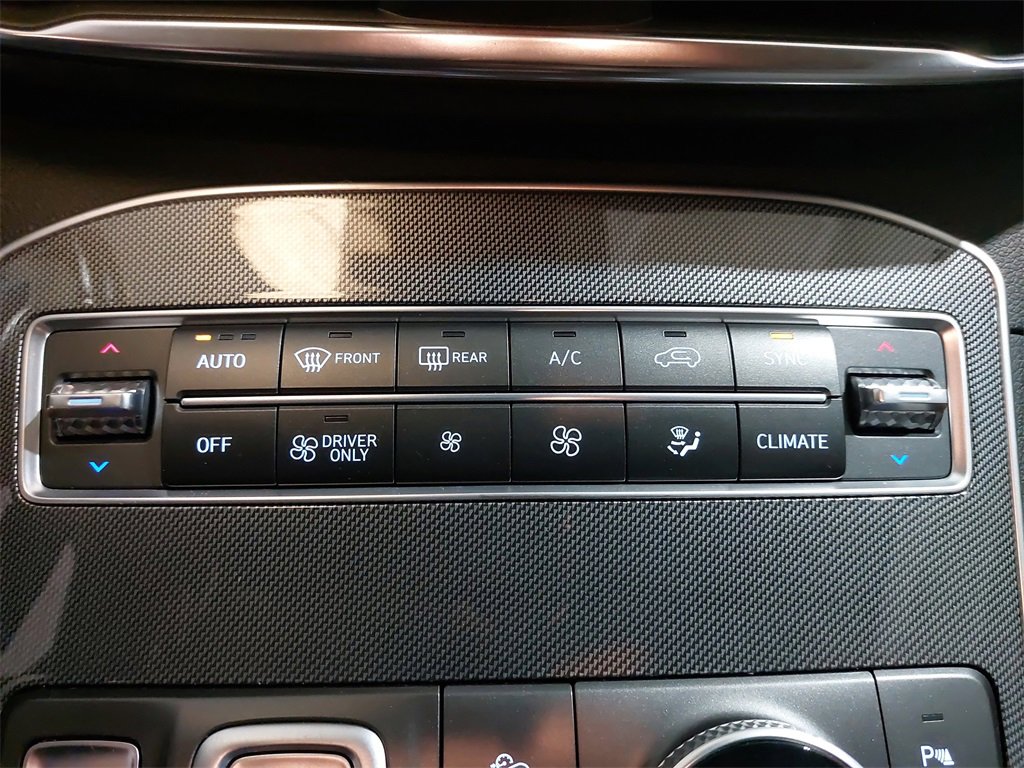 Used 2021 Hyundai Santa Fe Blue image 23