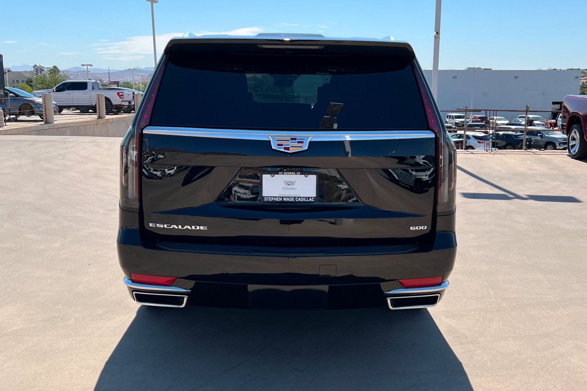 Used 2024 Cadillac Escalade ESV Premium Luxury Platinum AWD/4WD image 5