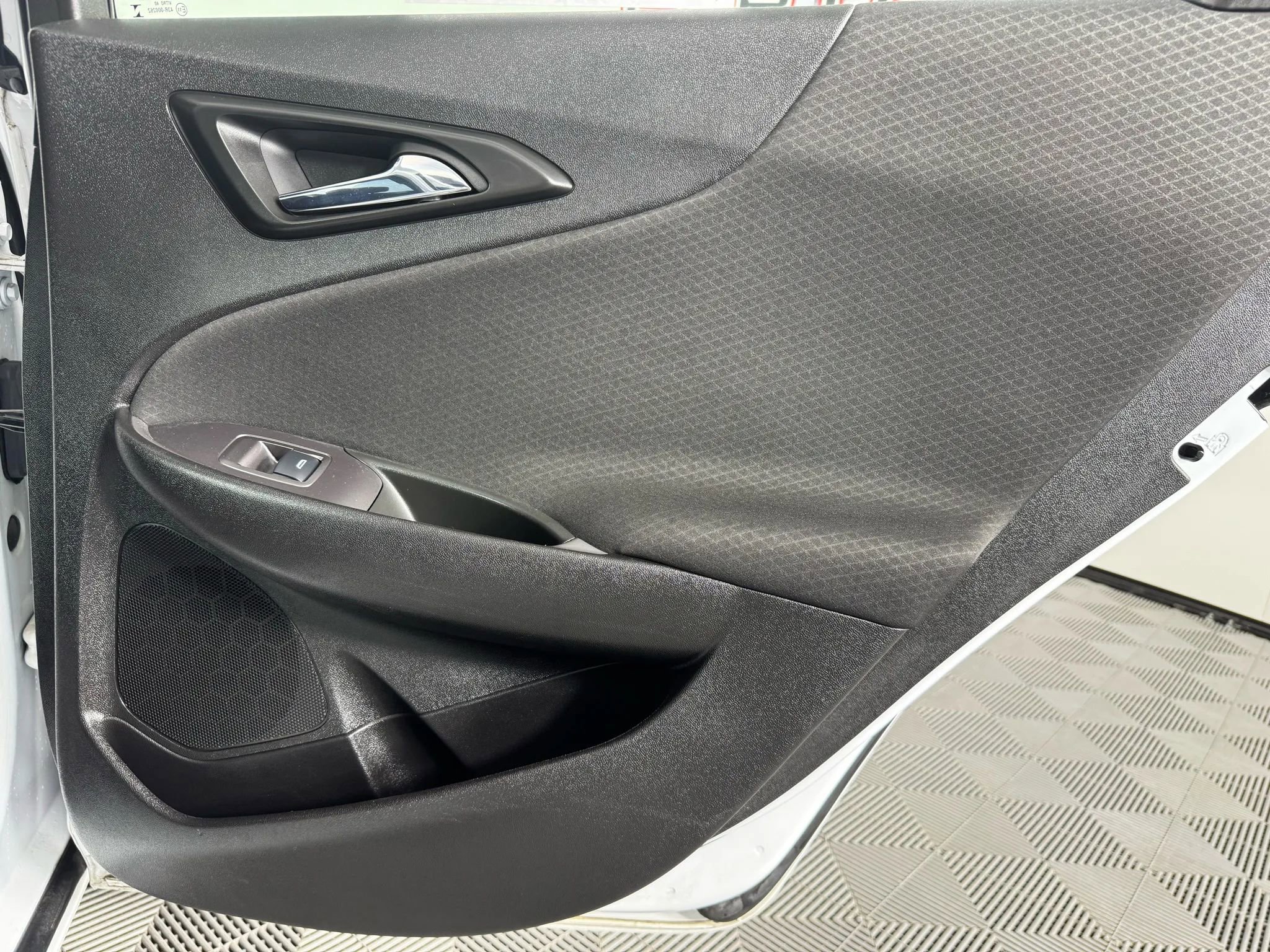 Used 2023 Chevrolet Malibu LS image 40