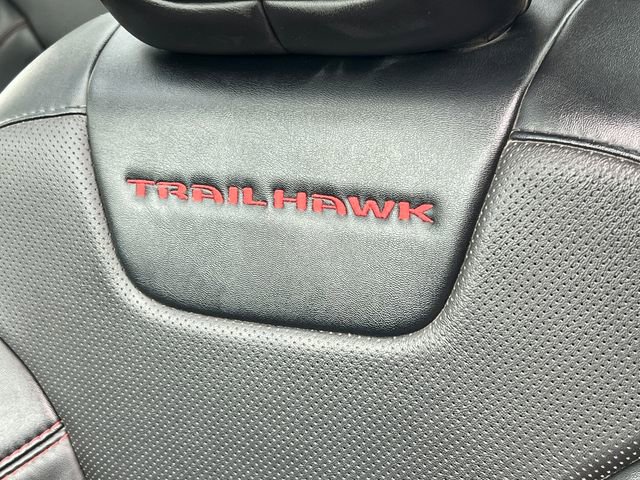 Used 2022 Jeep Cherokee Trailhawk w/ Sun, Sound & Nav Group AWD/4WD image 16