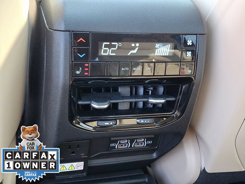 Used 2022 Jeep Grand Cherokee L Limited w/ Luxury Tech Group II AWD/4WD image 12