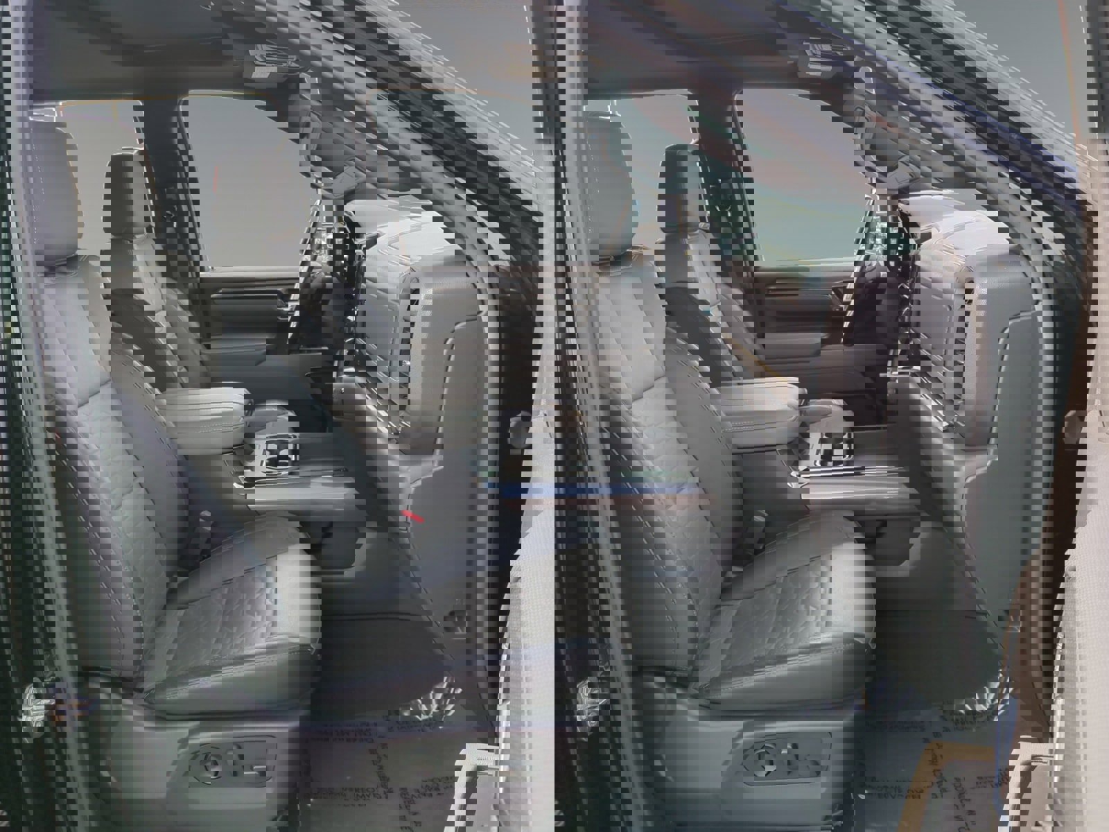 Used 2024 Chevrolet Silverado 2500 ZR2 image 15