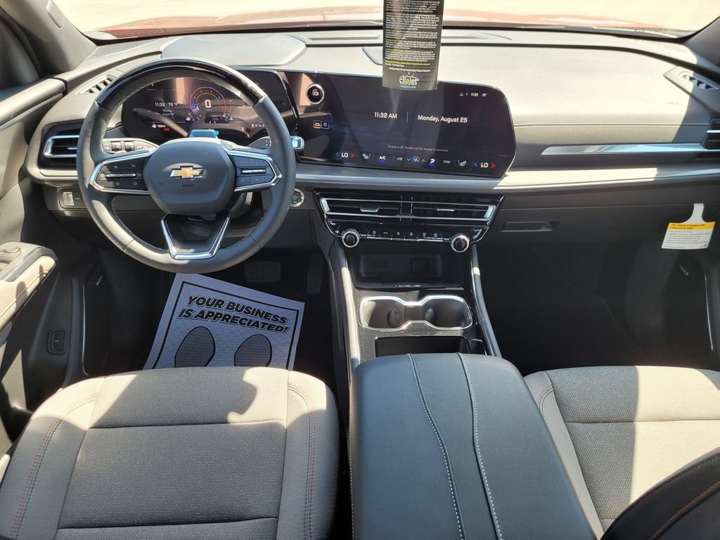 New 2026 Chevrolet Traverse LT w/ Enhanced Driving Package FWD image 11