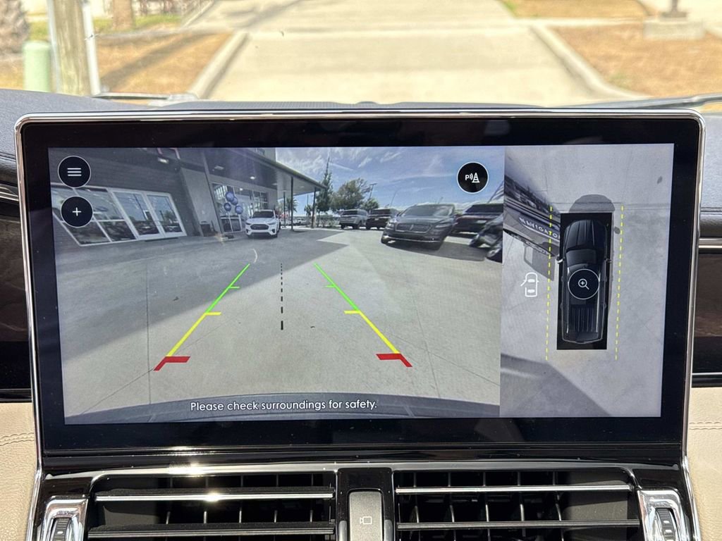 Certified 2024 Lincoln Navigator Premiere image 27