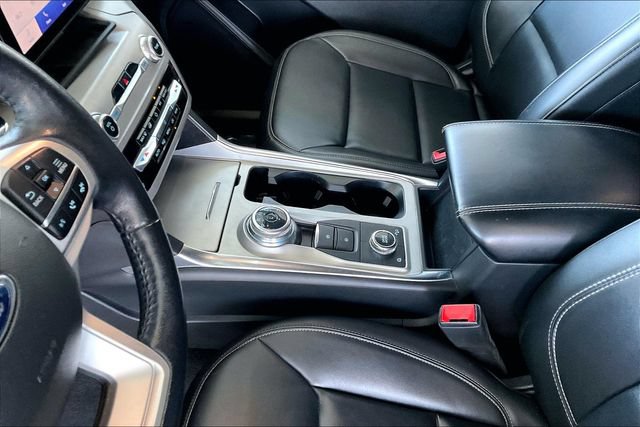 Used 2023 Ford Explorer XLT w/ Equipment Group 202A AWD/4WD image 13
