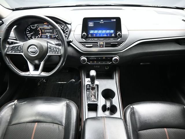 Used 2022 Nissan Altima 2.0 SR FWD image 12